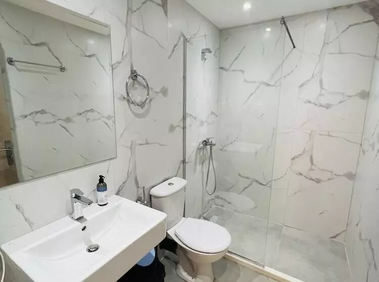 Central Boutique Hostel