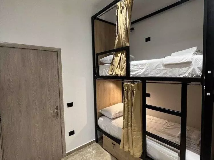Central Boutique Hostel