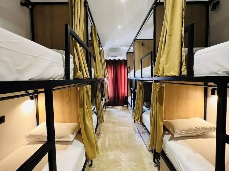 Central Boutique Hostel