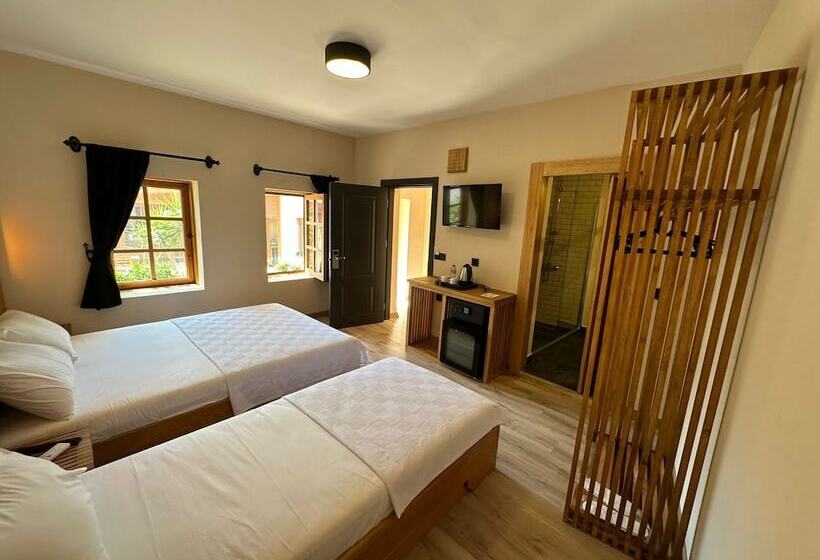 هتل Bodrum Konağı