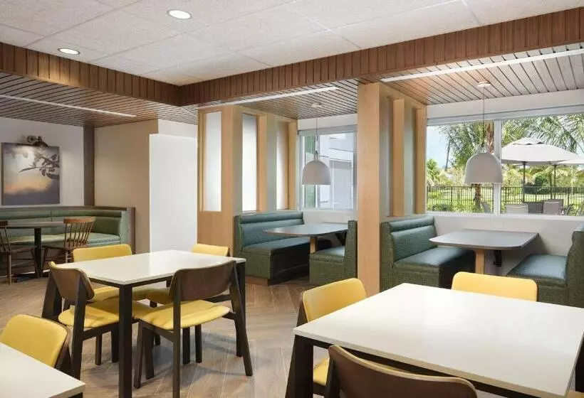 Hotelli Fairfield Inn & Suites By Marriott Fort Lauderdale Northwest