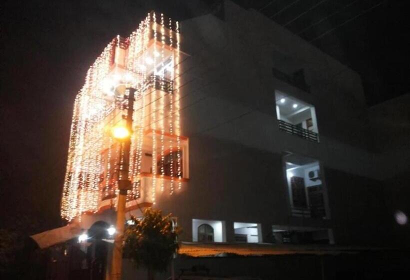 Отель Intercity Inn