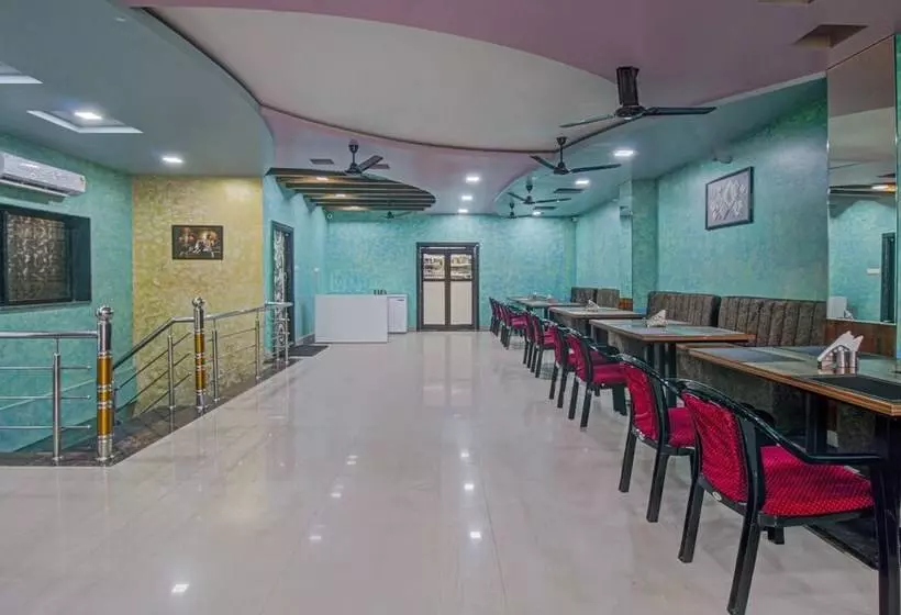 Hotelli Treebo Royal, Chandrapur