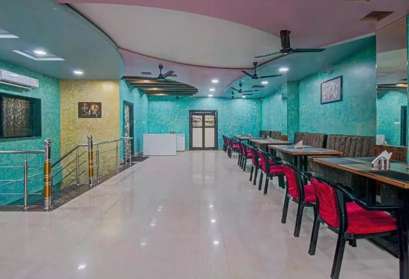 Hotelli Treebo Royal, Chandrapur