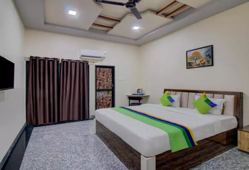 Hotelli Treebo Royal, Chandrapur