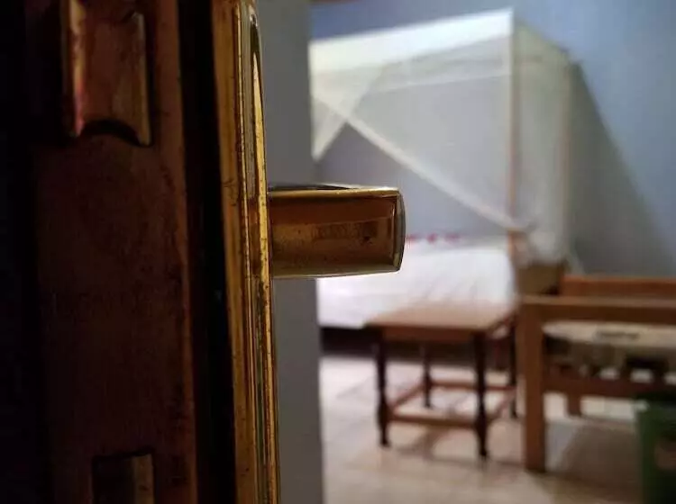 هتل Mataman Gardens