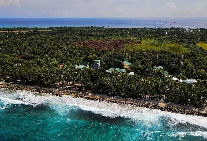 پانسیون Equator Retreat