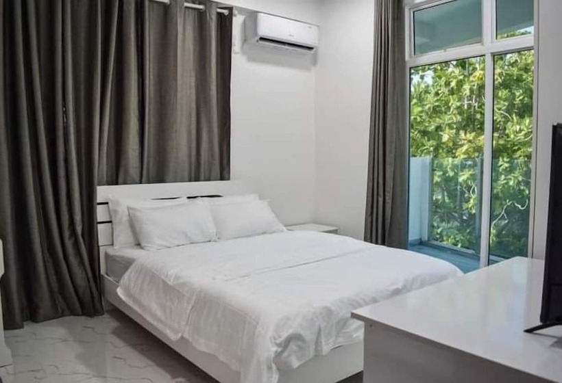 Pensão Equator Retreat