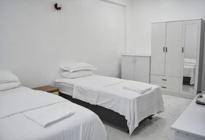 Pensão Equator Retreat