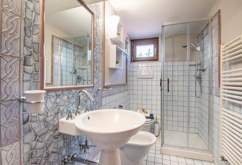 تختخواب و صبحانه La Ginestra In Fiore Camere