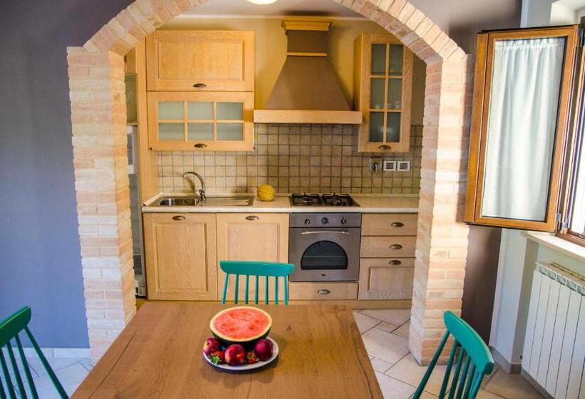 تختخواب و صبحانه La Ginestra In Fiore Camere