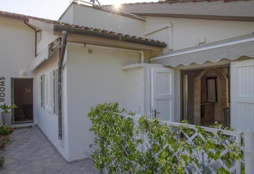 تختخواب و صبحانه La Ginestra In Fiore Camere