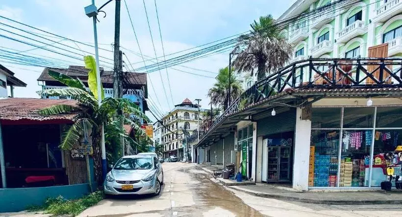 Hotelli Domon Riverside