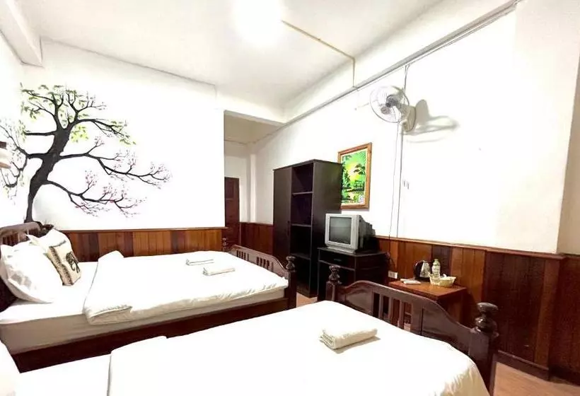 Hotelli Domon Riverside