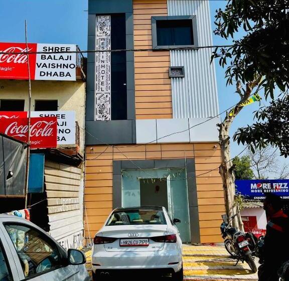 Отель Oyo 80968b The Westin