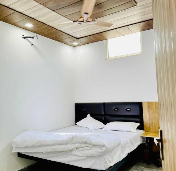 Отель Oyo 80968b The Westin