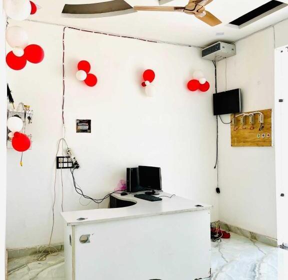 Отель Oyo 80968b The Westin