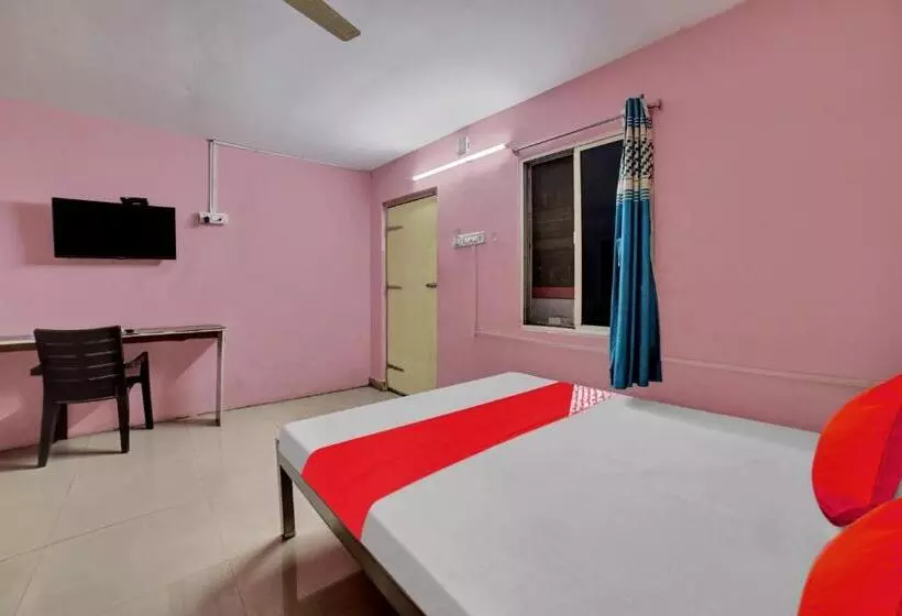 Hotelli Oyo Flagship 81255 Anu Residency