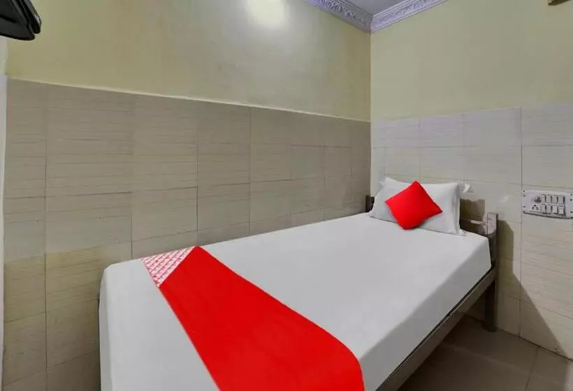 Hotelli Oyo Flagship 81255 Anu Residency