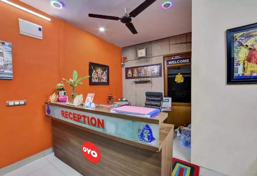 Hotelli Oyo Flagship 81255 Anu Residency