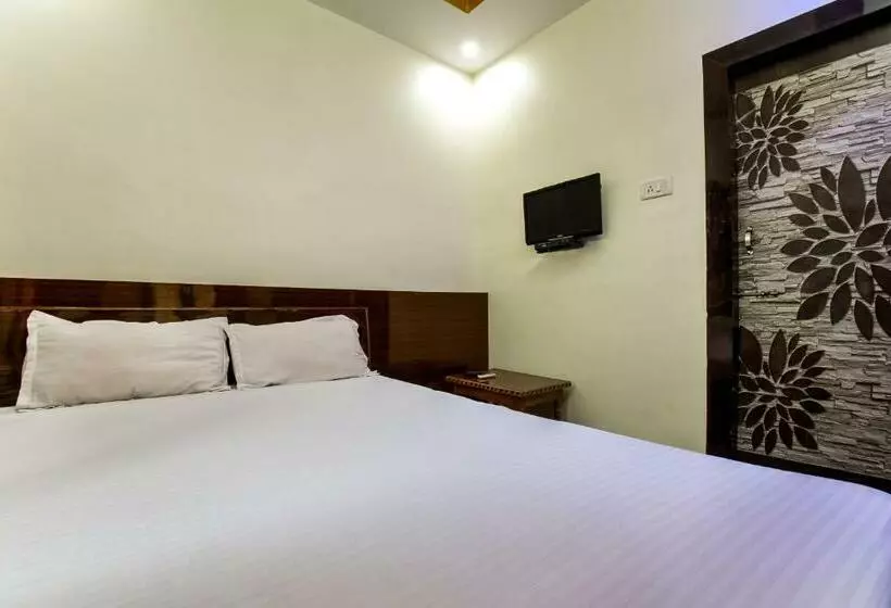 ホテル Spot On 81255b Happy Guest House