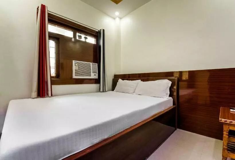 ホテル Spot On 81255b Happy Guest House