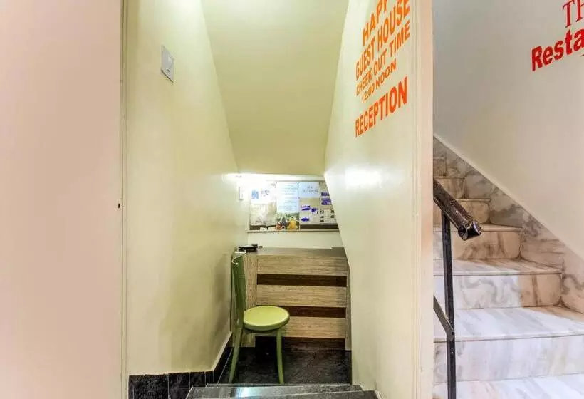 ホテル Spot On 81255b Happy Guest House