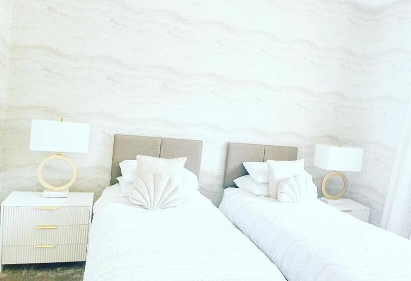 Majatalo Kenavara House