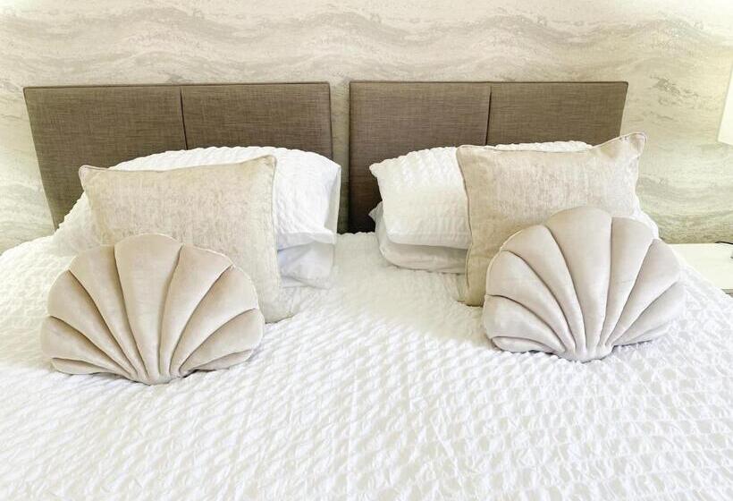 Majatalo Kenavara House