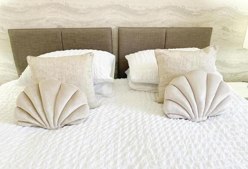 Majatalo Kenavara House