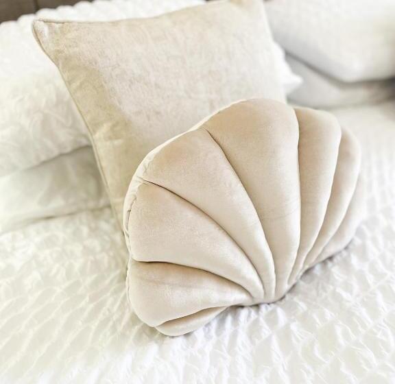 Majatalo Kenavara House