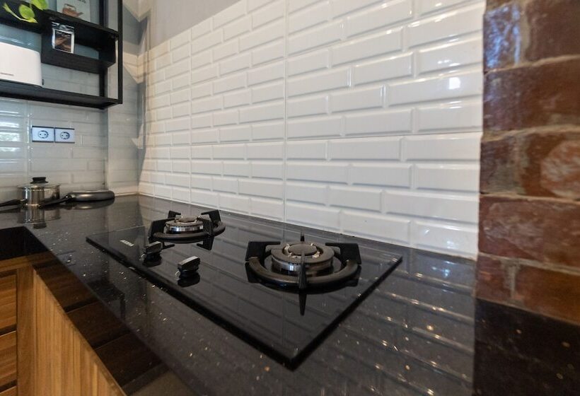 פנסיון Sarang Comfort