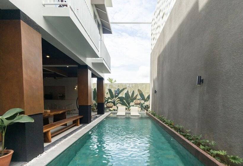 פנסיון Sarang Comfort