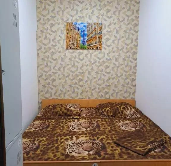 Lav Hostel