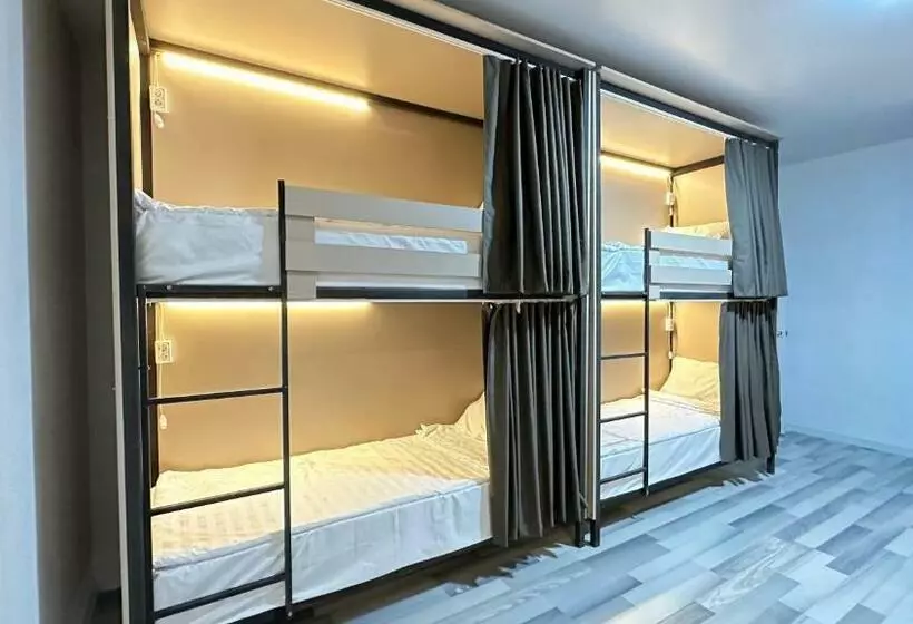 Da! Hostel