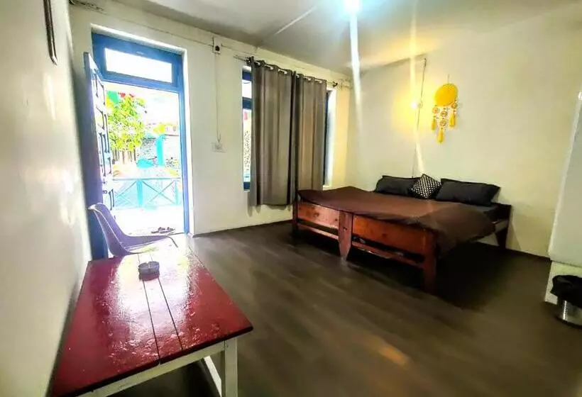 Himalayan Vibes Hostel   Old Manali