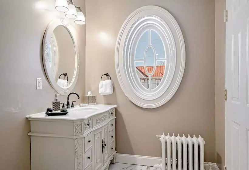 Hotelli The Grandeur Estate