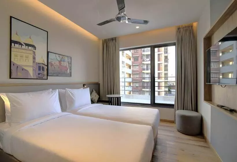 7 Apple Hotel Pratap Nagar, Jaipur