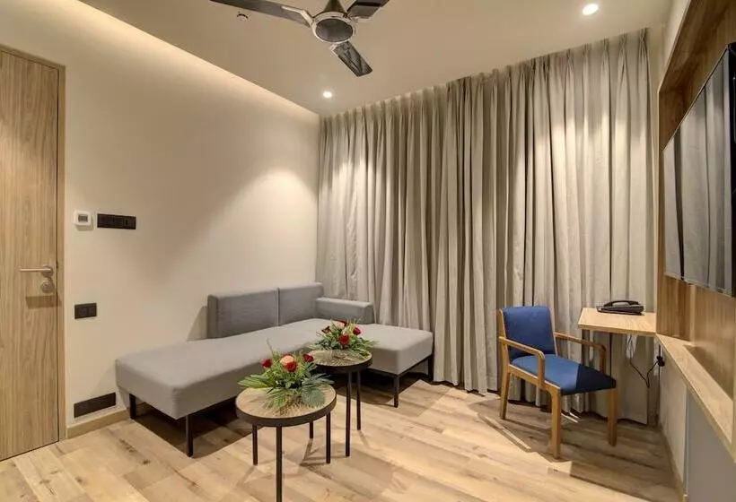 7 Apple Hotel Pratap Nagar, Jaipur