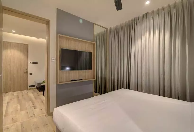 7 Apple Hotel Pratap Nagar, Jaipur