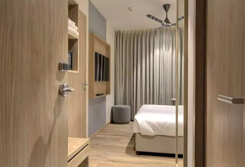 7 Apple Hotel Pratap Nagar, Jaipur