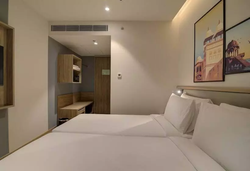 7 Apple Hotel Pratap Nagar, Jaipur