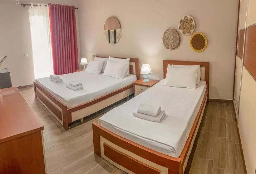 Hotelli Aljur