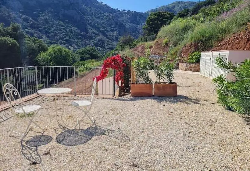 ホテル Azienda Agricola Monserrato