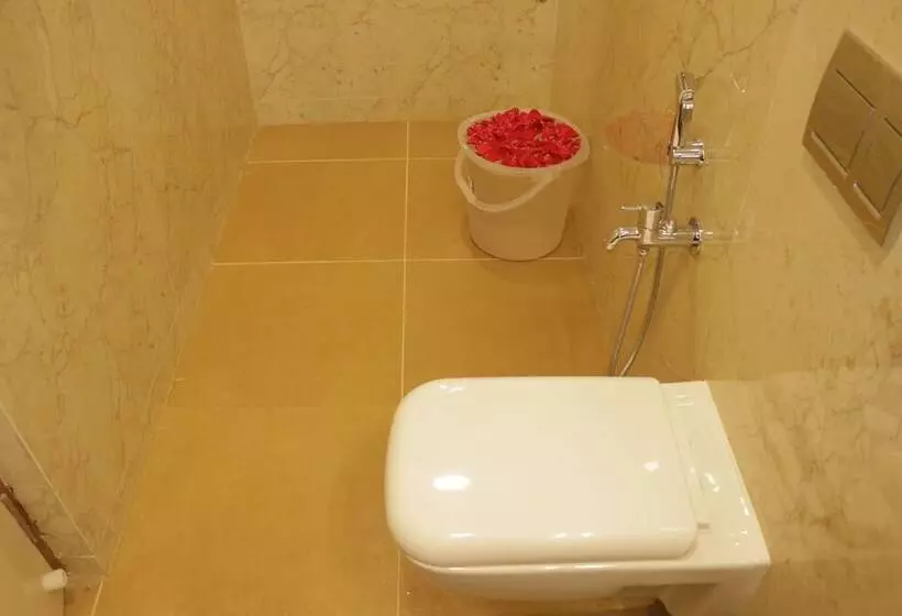 Hotelli Emeraald House