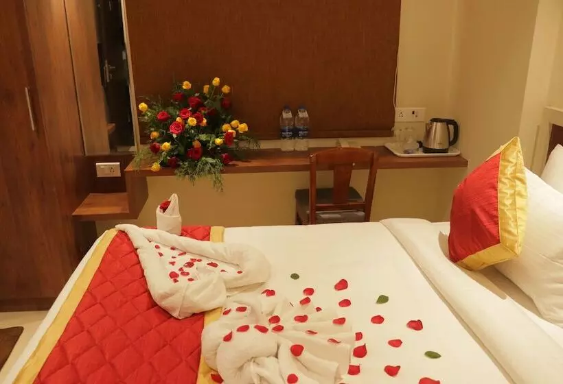 Hotelli Emeraald House