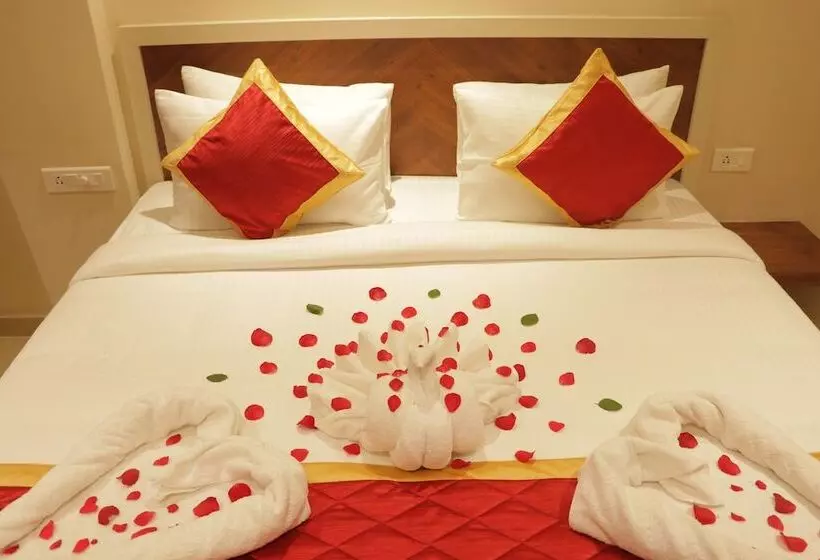 Hotelli Emeraald House