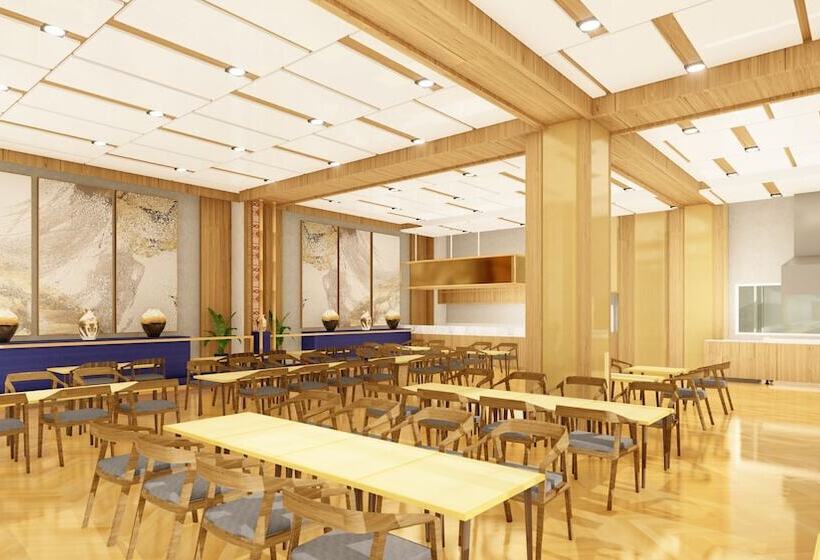 בית מלון כפרי Harper Kupang By Aston