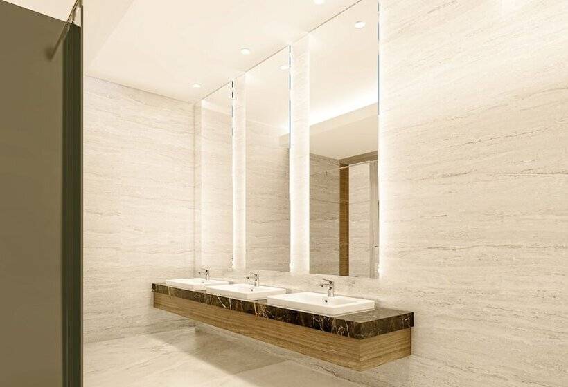 בית מלון כפרי Harper Kupang By Aston