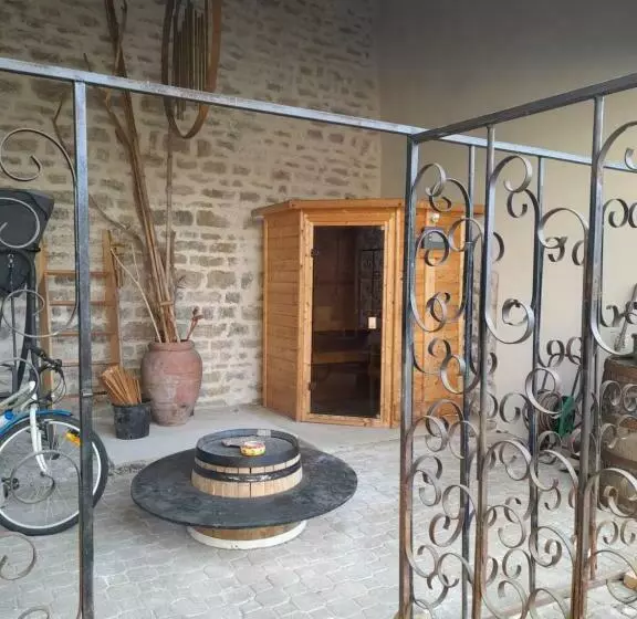 ベッドアンドブレックファースト Chambre Comtoise